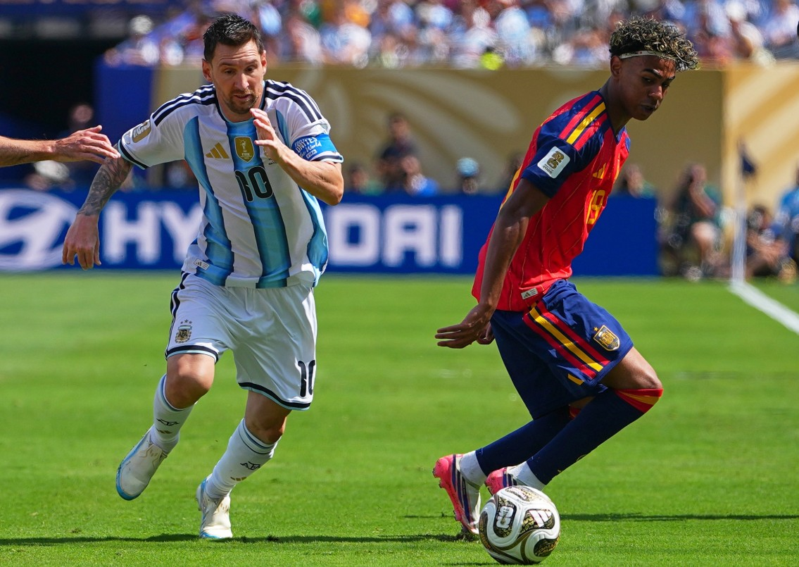 Con số 19 định mệnh giữa Messi và Yamal